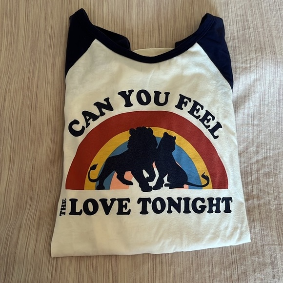 Disney Tops - DISNEY THE LION KING TEE